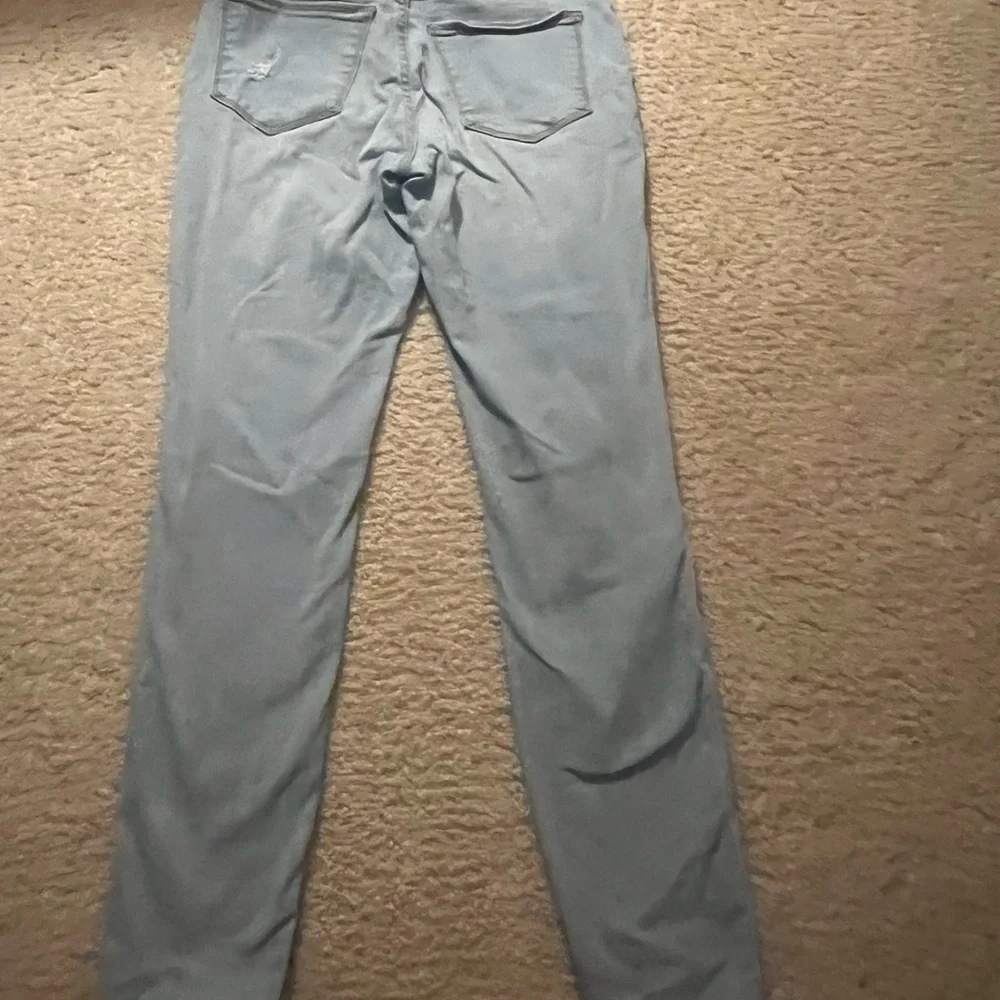 Universal Thread Ripped Jeans - Picture 3 of 3